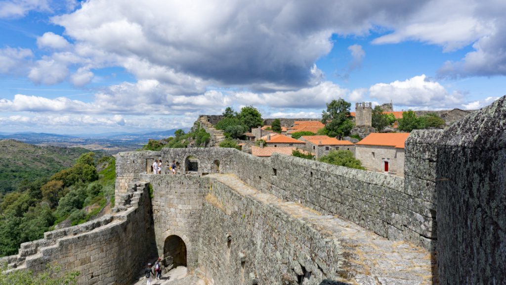 Castelo Rodrigo, een van de twaalf historische dorpen langs de grens van Centro de Portugal met Spanje.