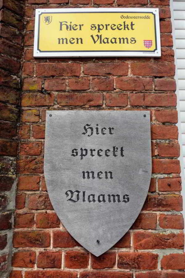 Nog steeds wordt er Vlaams gesproken in Frans-Vlaanderen, zij het nog heel beperkt